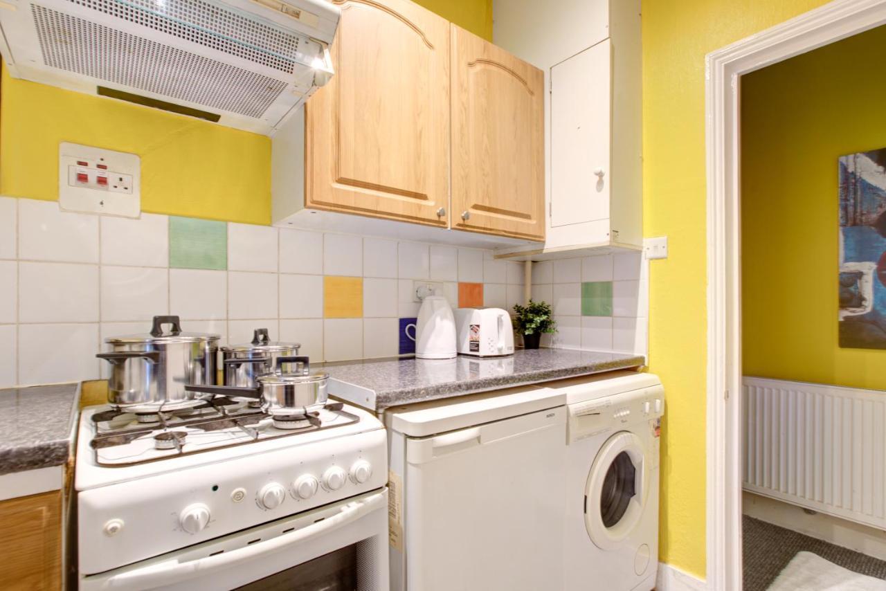 Oxford Street - Mayfair, Central London Budget Apartment Exterior photo